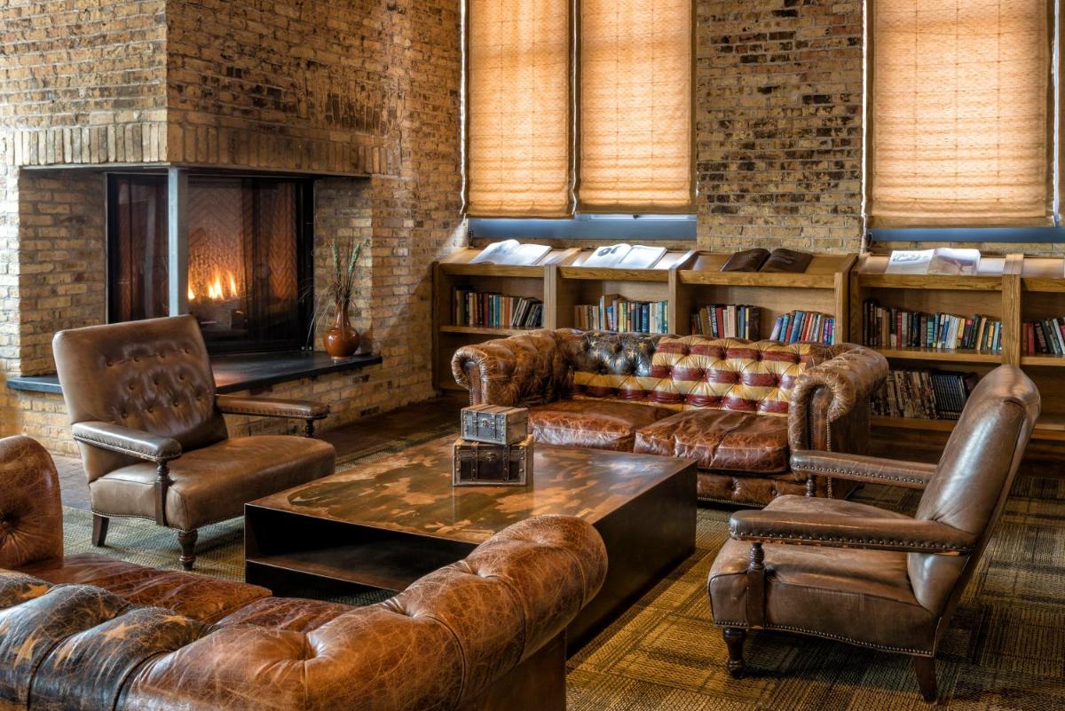 The Iron Horse Hotel - Housity