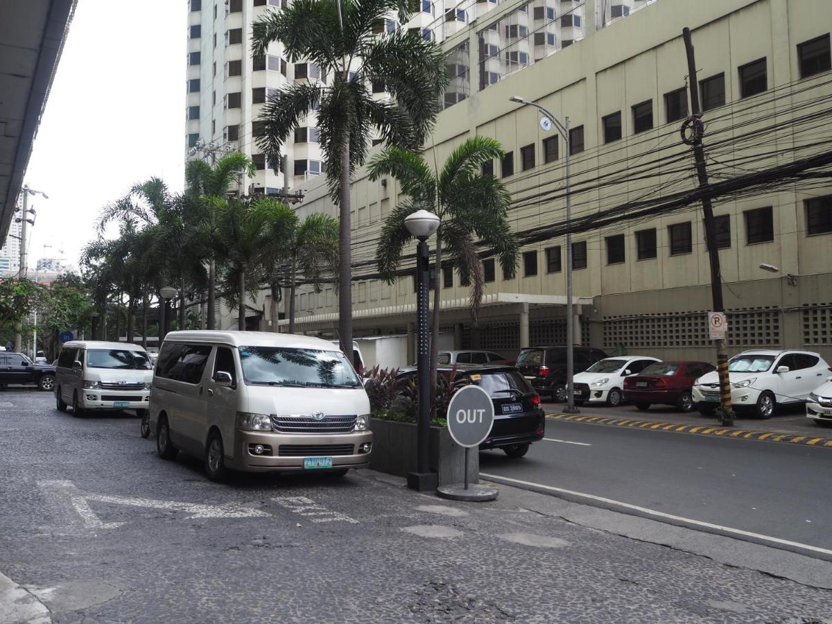 Suites de Marina Manila with Netflix - Housity