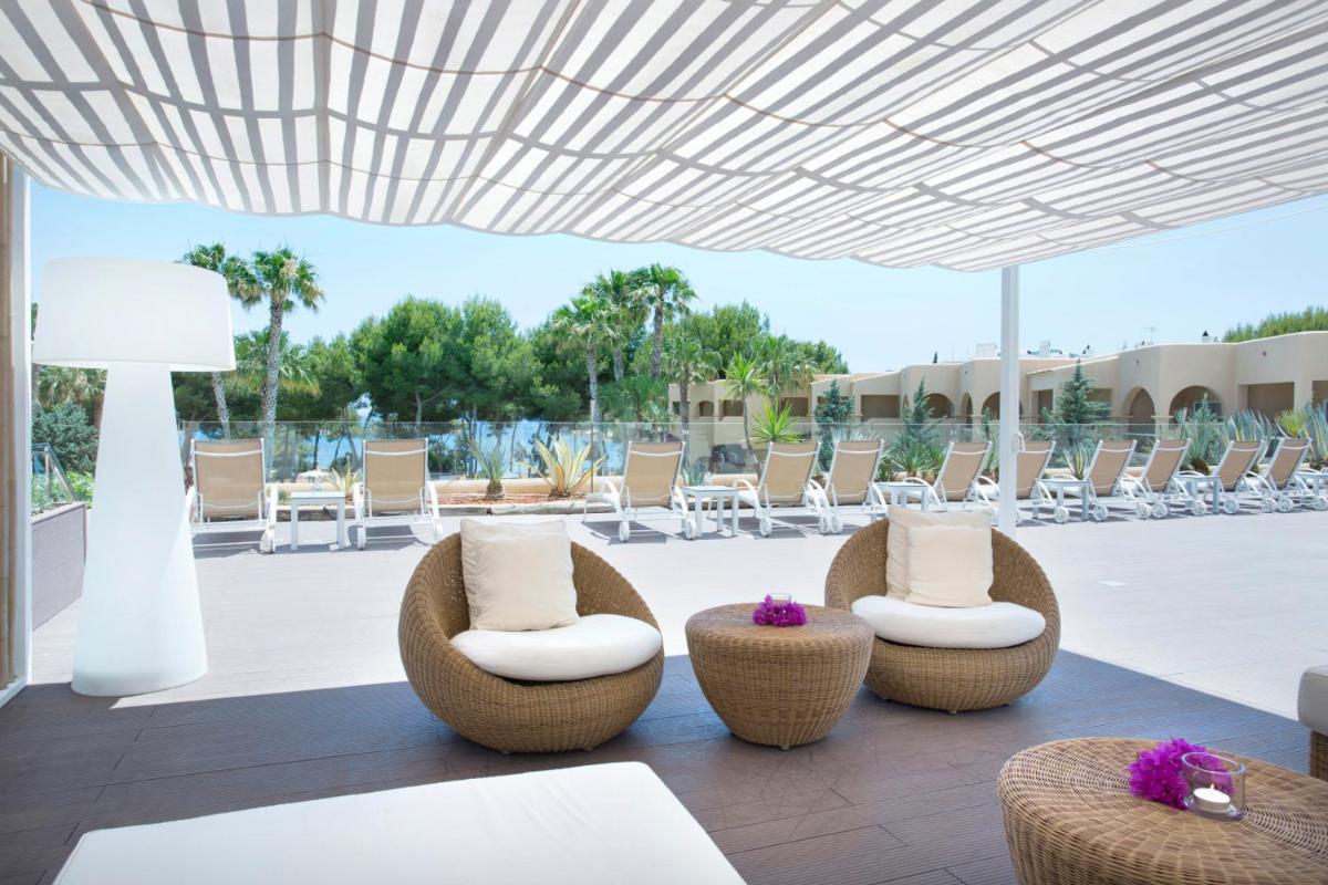 Zona de estar de Grupotel Santa Eulària & Spa - Adults Only
