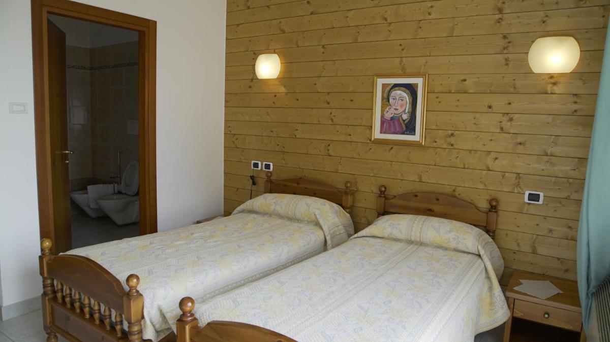 Albergo Ristorante La Bettola - Housity