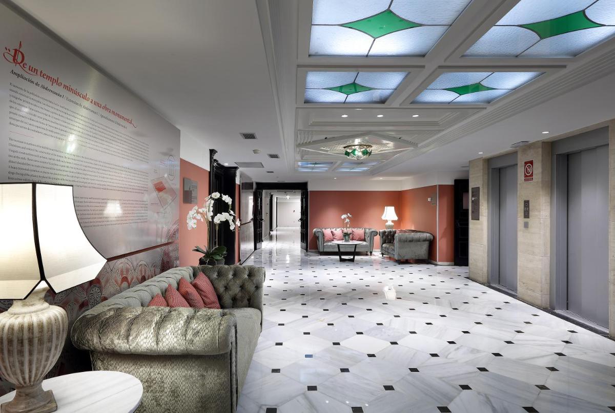Eurostars Conquistador - Housity
