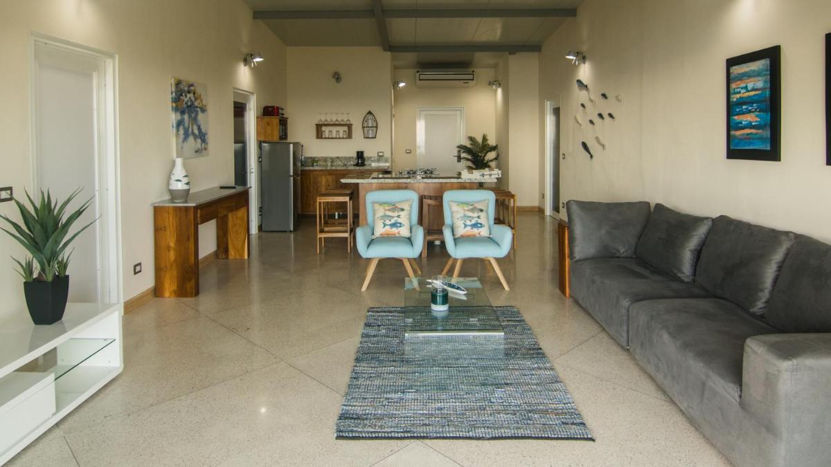 La Mariposa Apartments - Housity