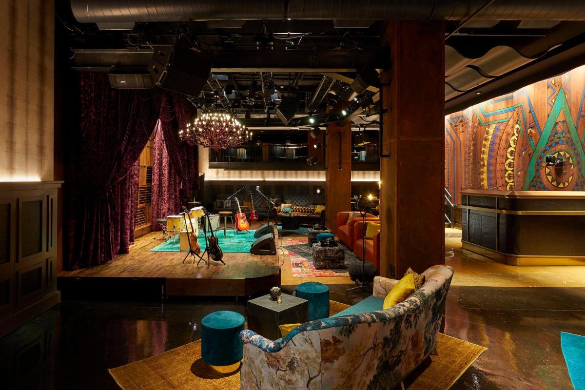 Hutton Hotel - Housity
