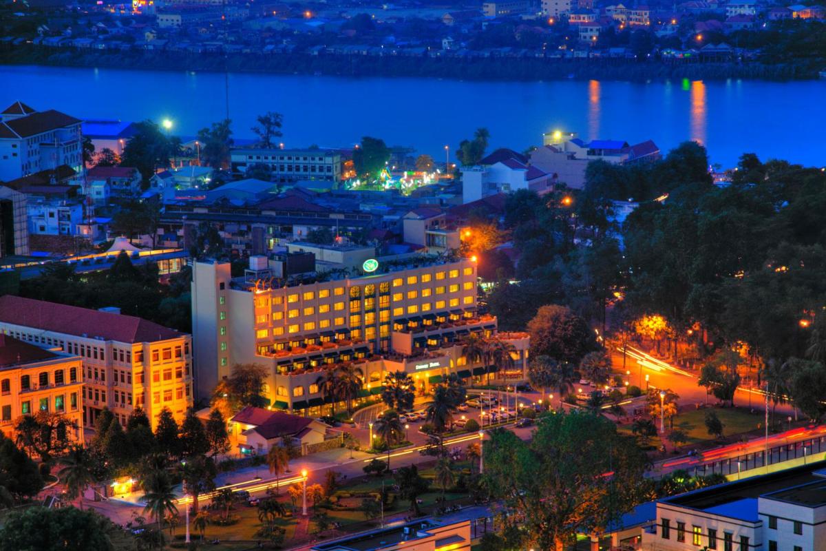 Sunway Hotel Phnom Penh - Housity