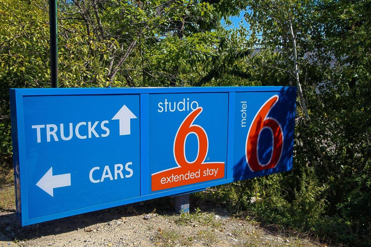 Motel 6-East Brunswick, NJ - Housity