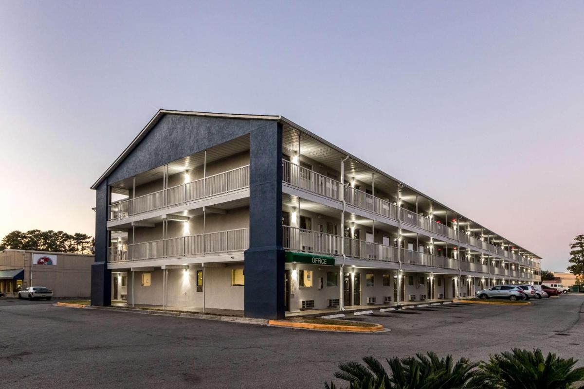 Studio 6-Savannah, GA - Housity