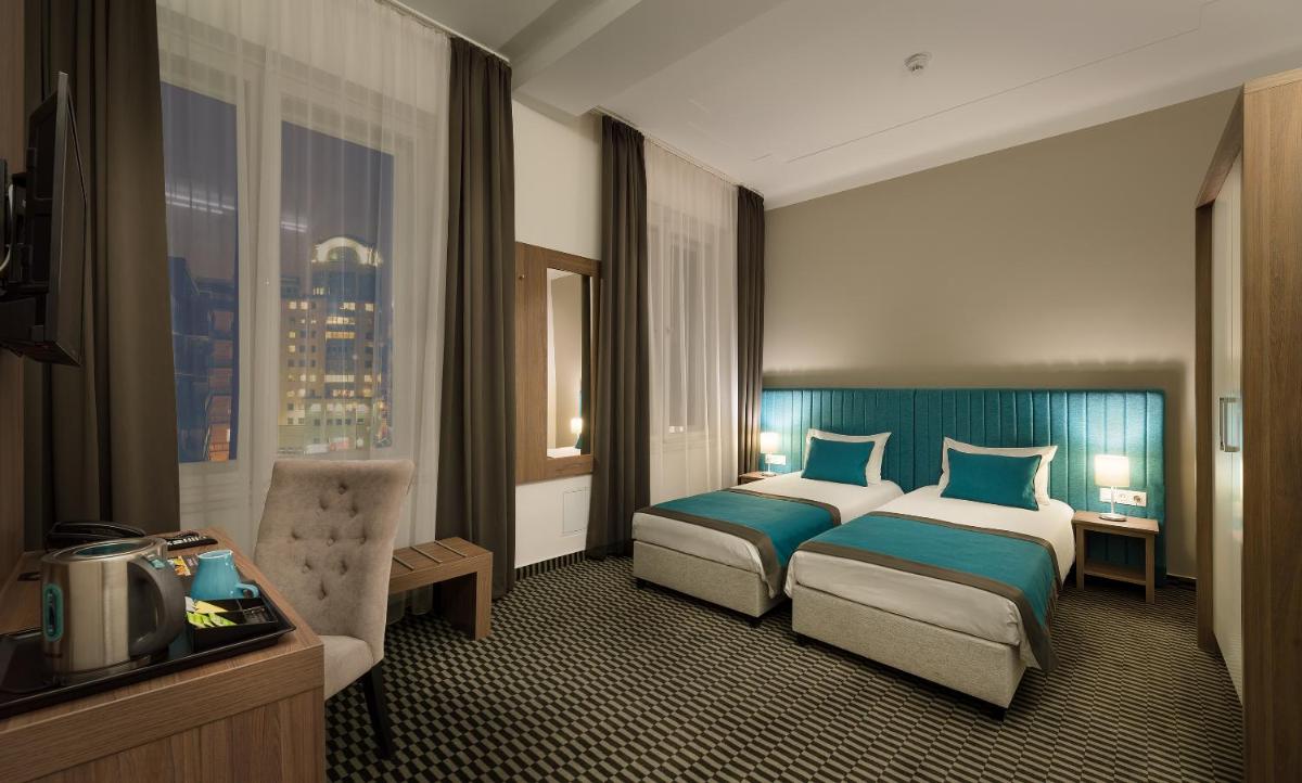 Arcadia Hotel Budapest - Housity
