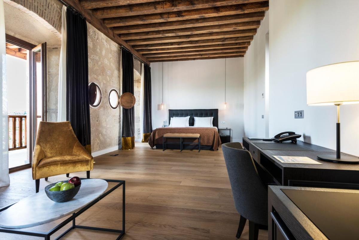 Cama o camas de una habitación en Áurea Convento Capuchinos by Eurostars Hotel Company