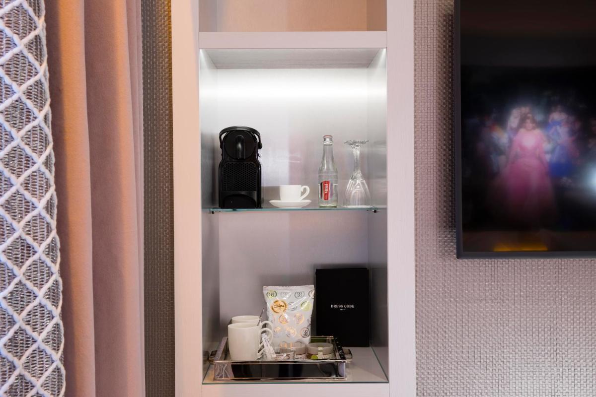 Plateau bouilloire dans l'établissement Hôtel Dress Code
