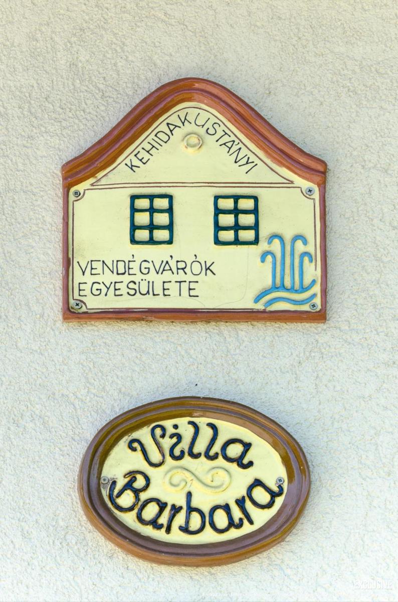 Barbara Apartmanház - Housity