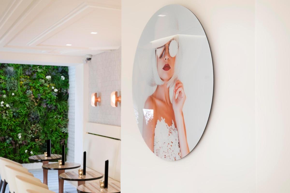 Photo de la galerie de l'établissement Hôtel Dress Code, à Paris