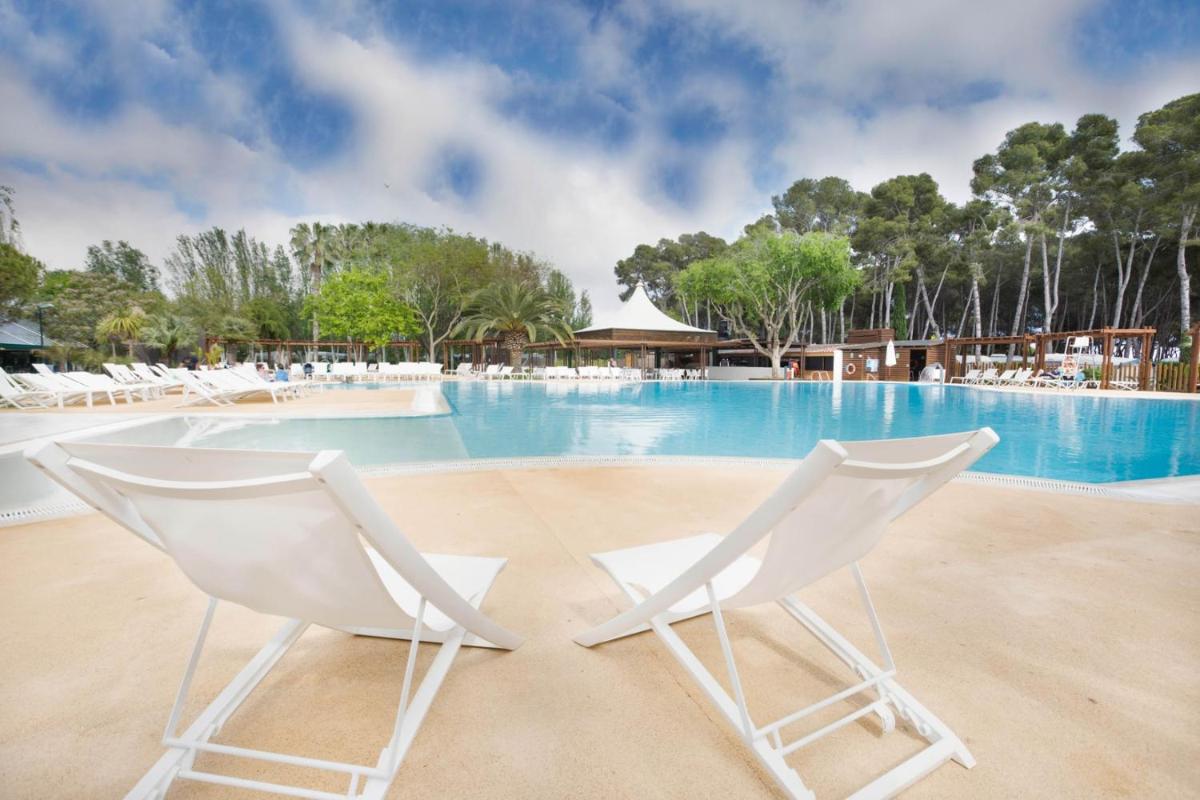 Tamarit Beach Resort - Housity