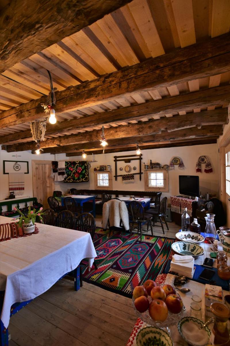 Iz de Maramures Rural Hotel - Housity