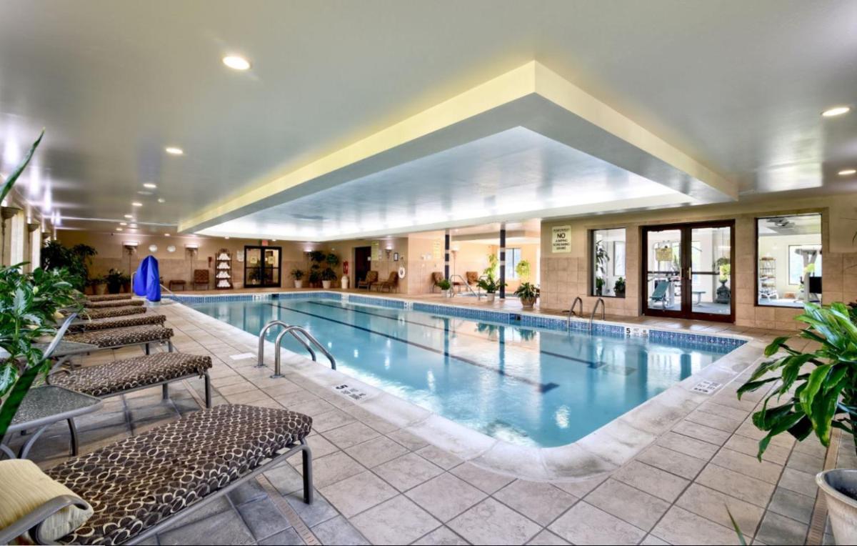 Roosevelt Inn & Suites Saratoga Springs - Housity