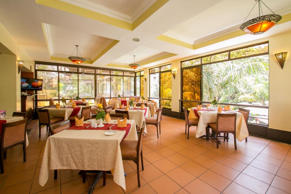 Suitetrails - Waridi Paradise Hotel and Suites
