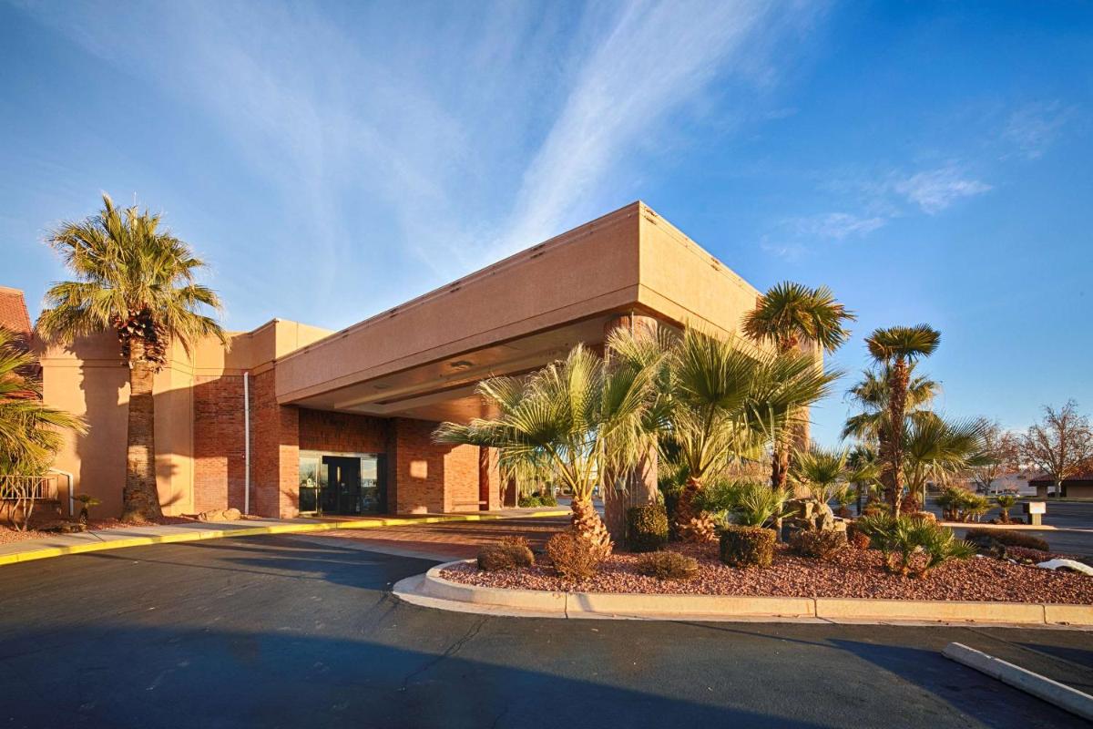 Red Lion Hotel and Conference Center St. George - Housity