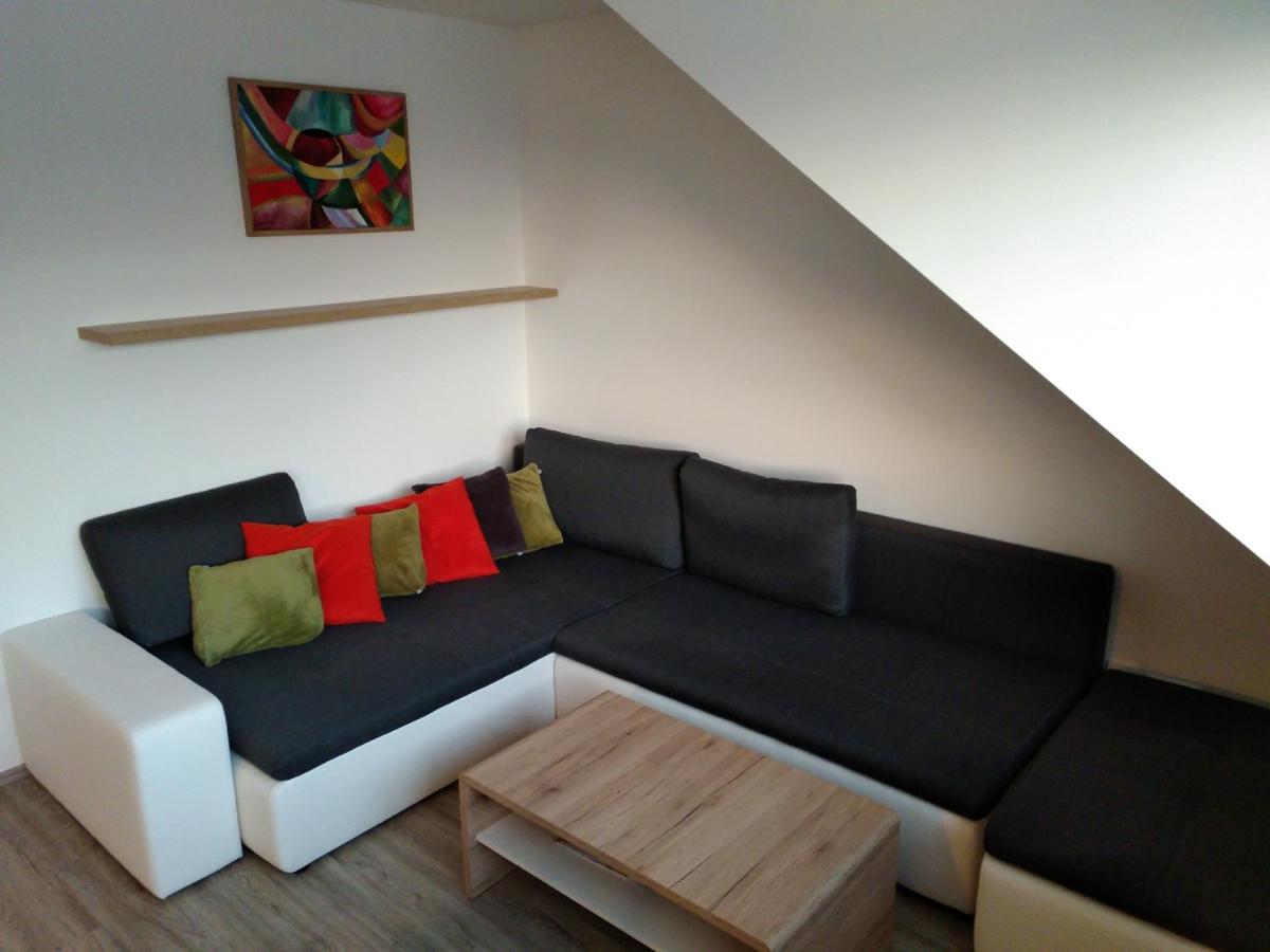 HOLLEY Apartment 1623 - Housity