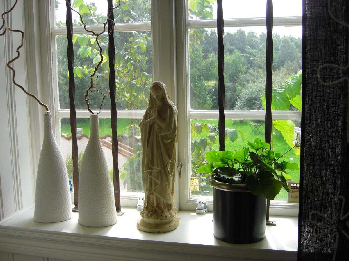 Ängshyddan B&B - Housity