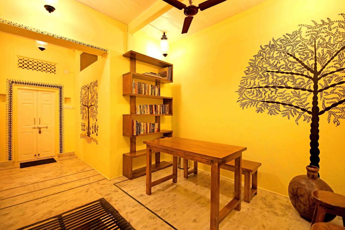 Oolala - Your lake house in the center of Udaipur - Housity