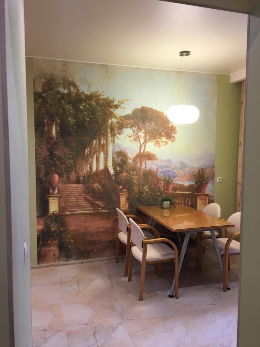 Suitetrails - Apartment on Novo-Aleksandrovskaya