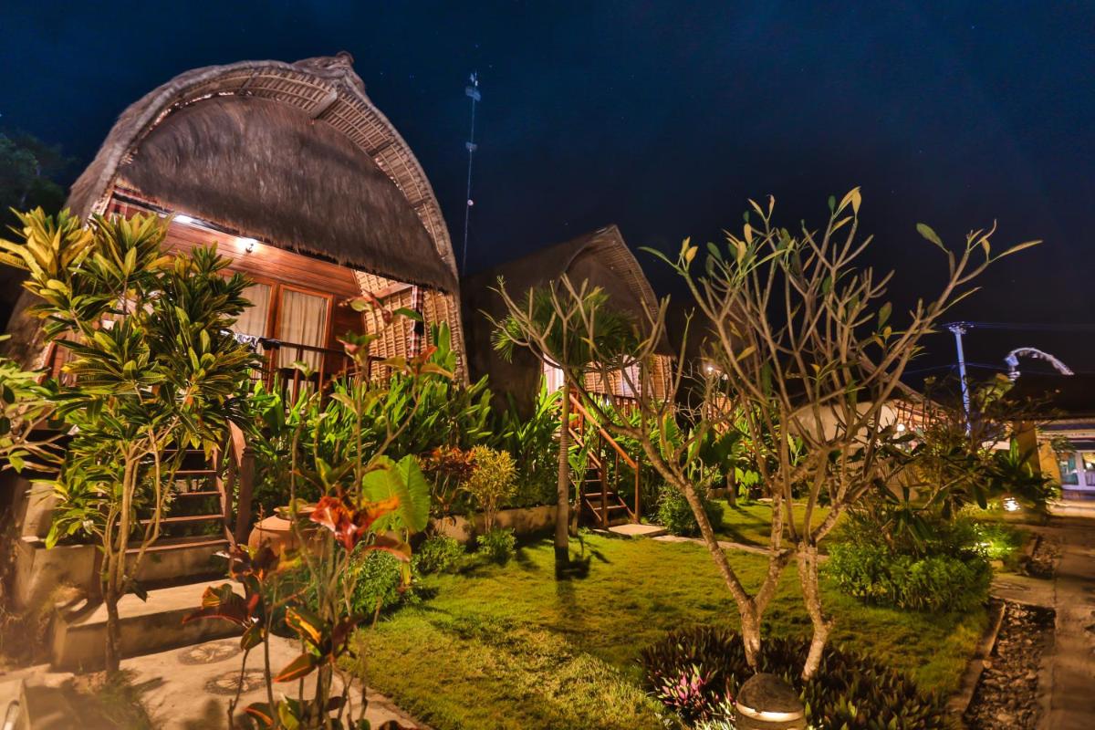 Sunset Coin Lembongan - Housity