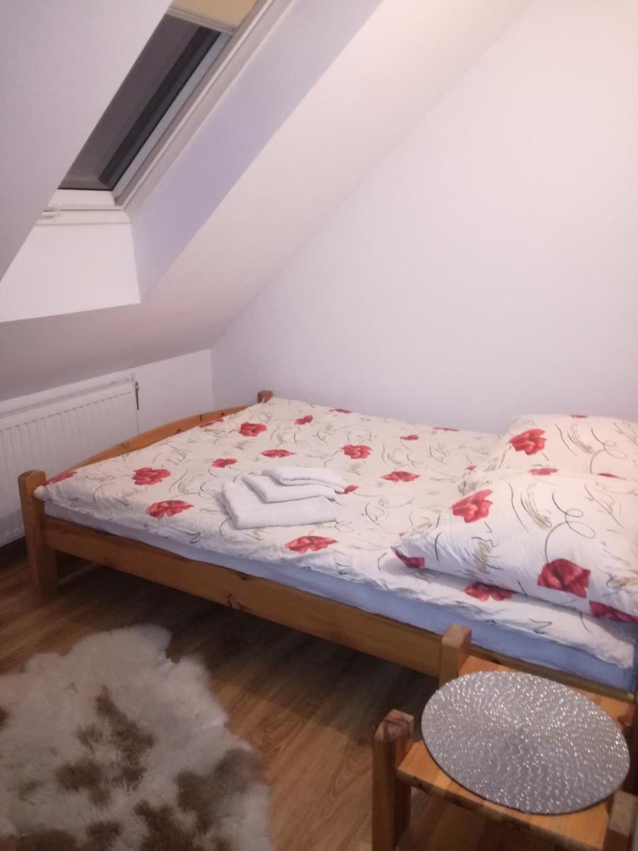 Wypoczynek Pod Trzynastką - Housity