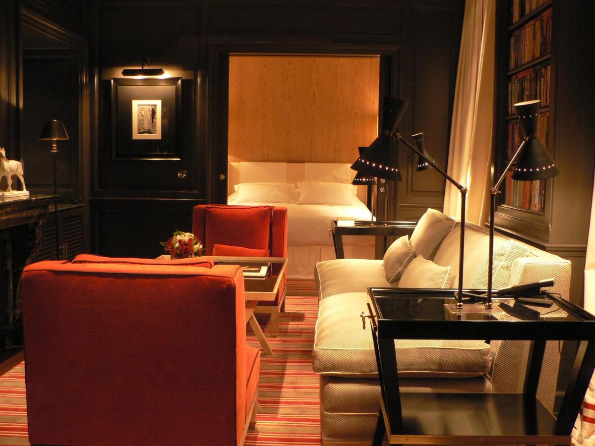Coin salon dans l'établissement MARQUIS Faubourg Saint-Honoré