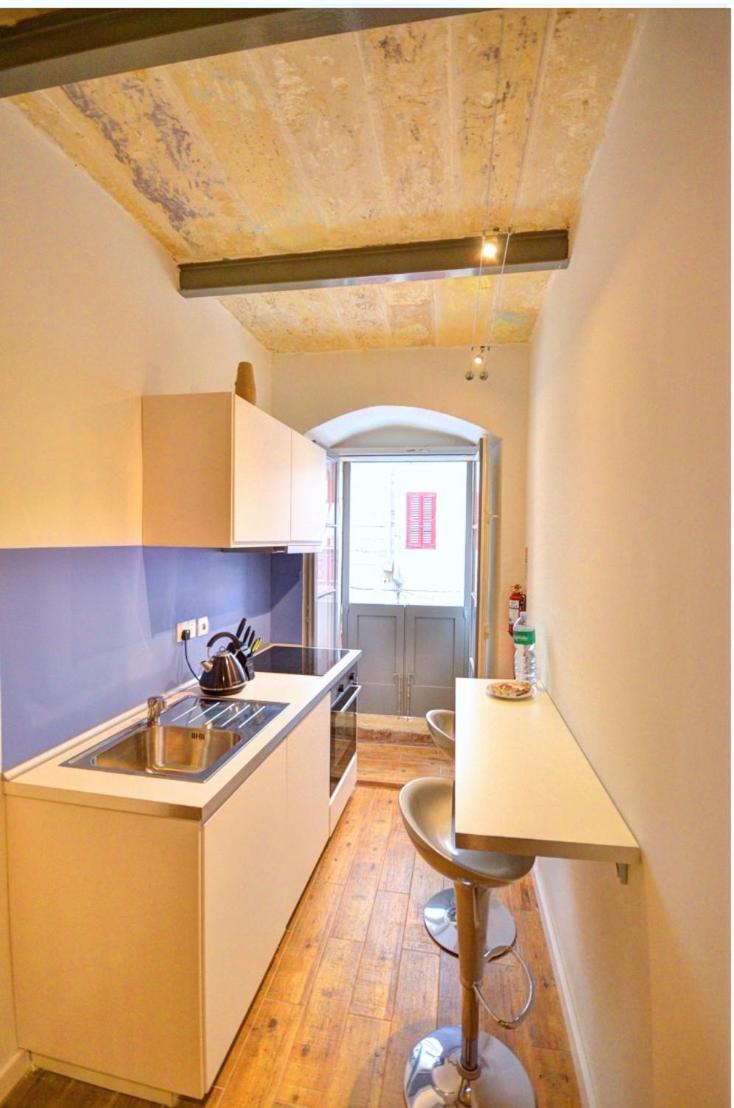 West Street Apartment Duplex - Housity
