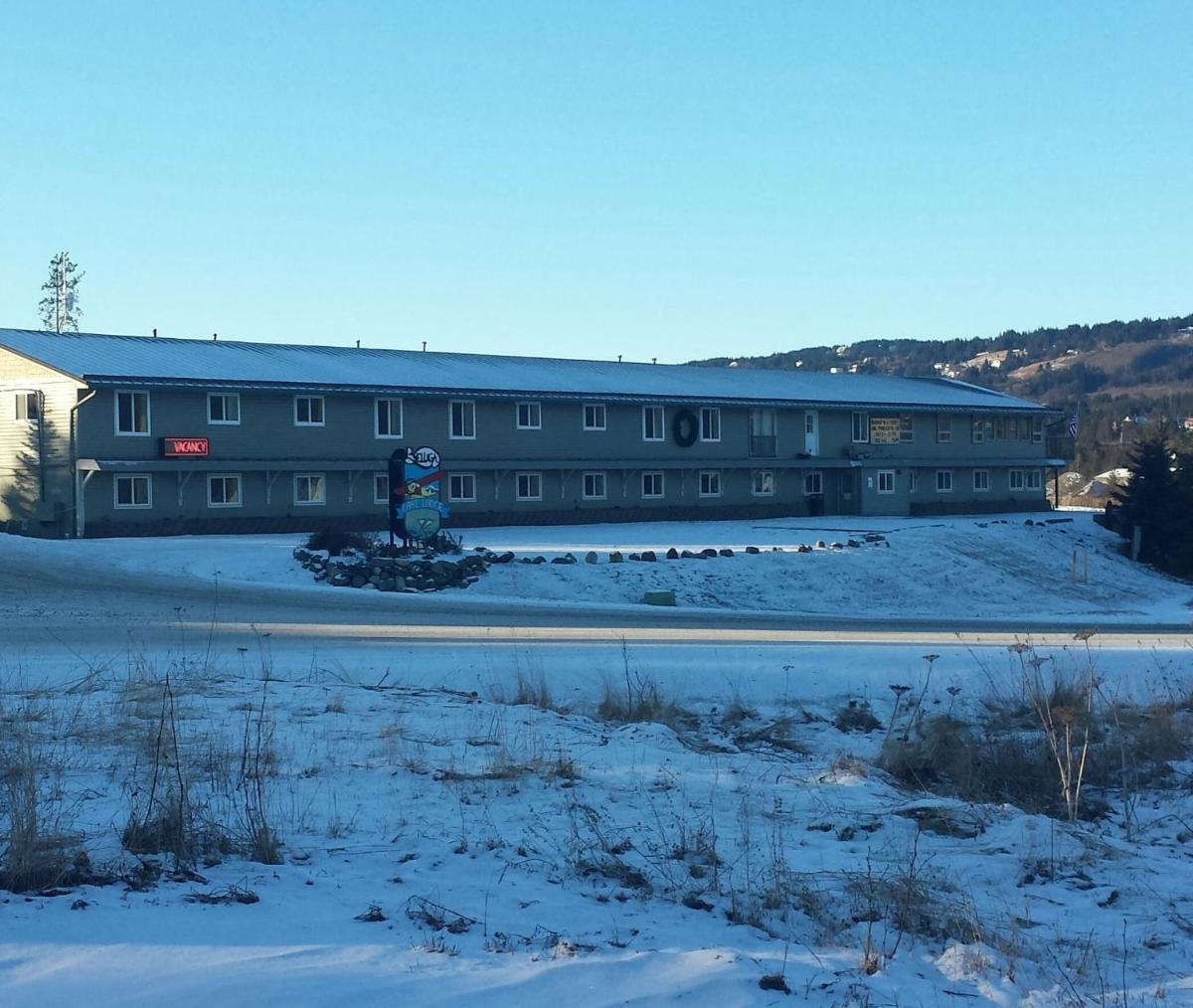 Beluga Lake Lodge - Housity