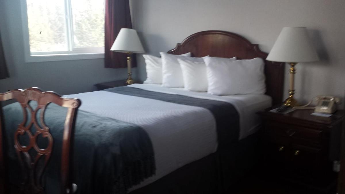 Beluga Lake Lodge - Housity
