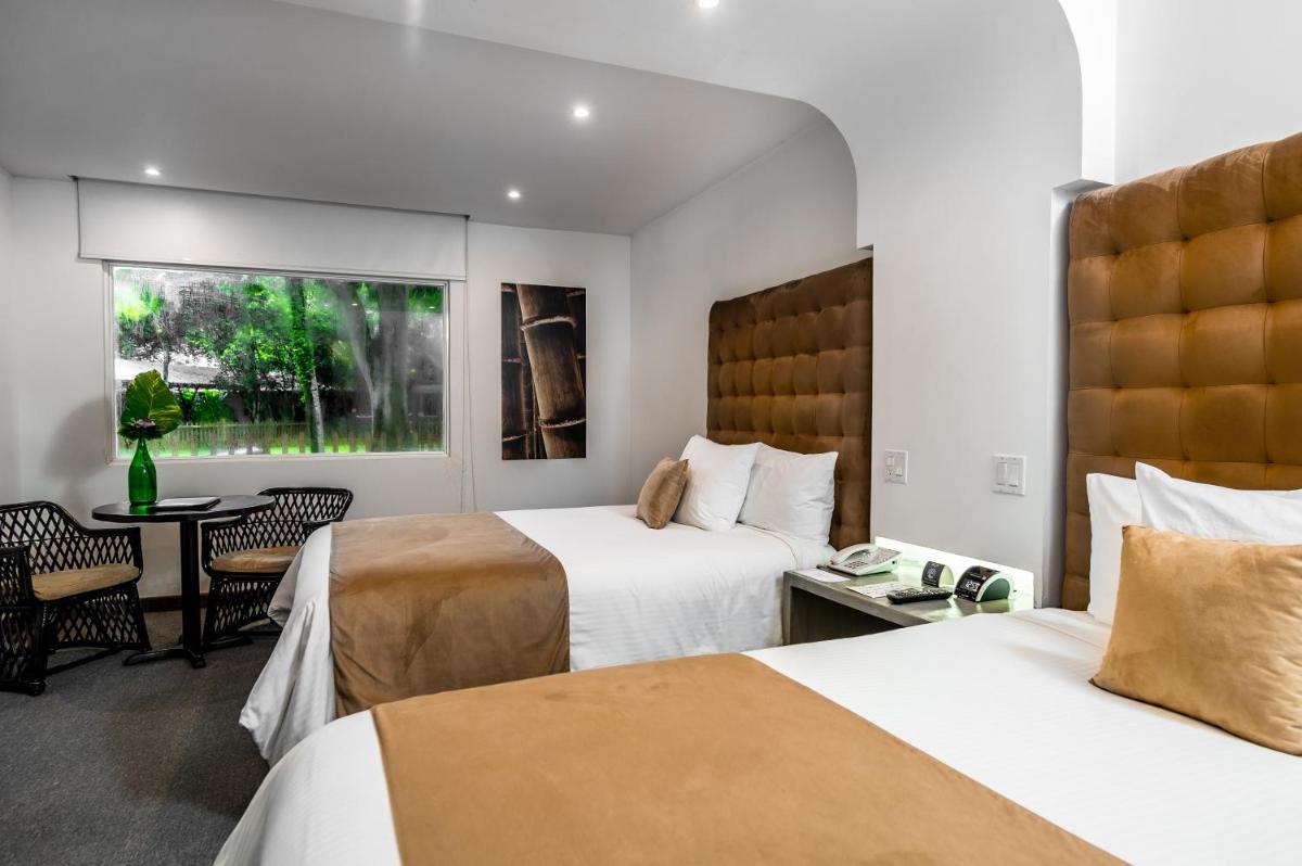 Riande Aeropuerto Hotel Casino - Housity