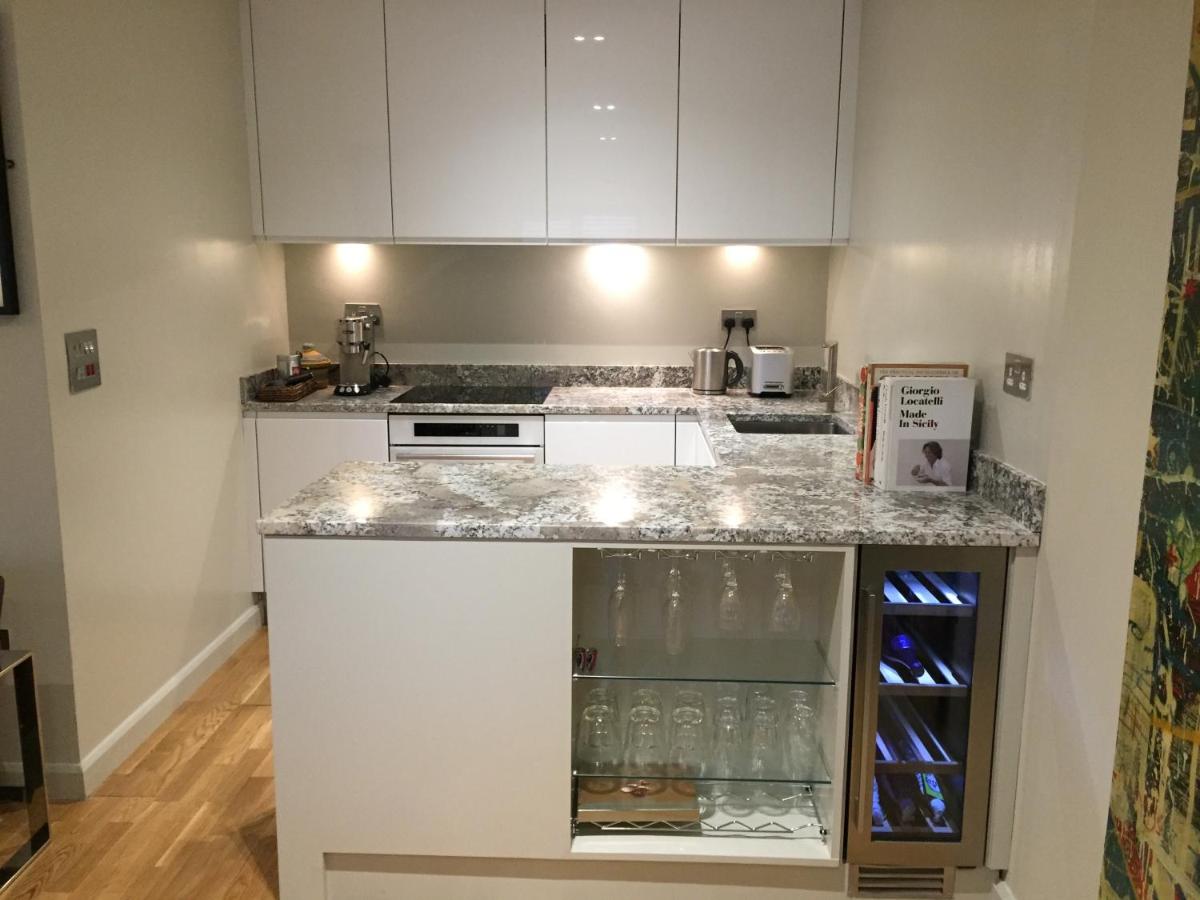 Sophia Gardens Apartment - Housity