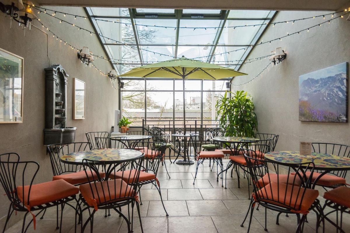 Camas Boutique Hotel - Housity