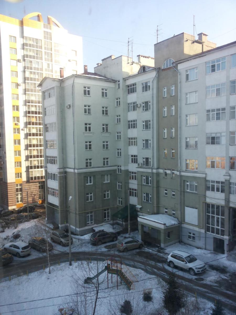 Suitetrails - Apartments on Kommunisticheskaya 25