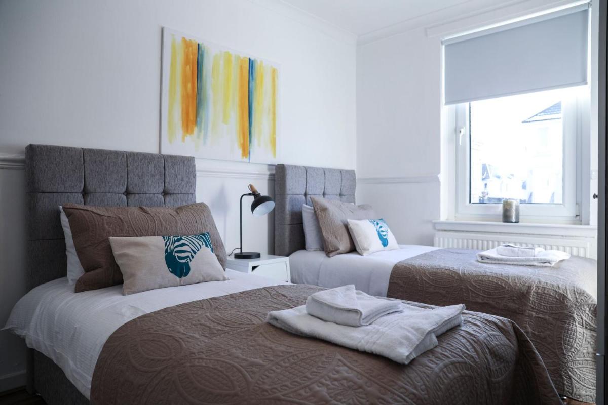 Meadowburn View - Housity