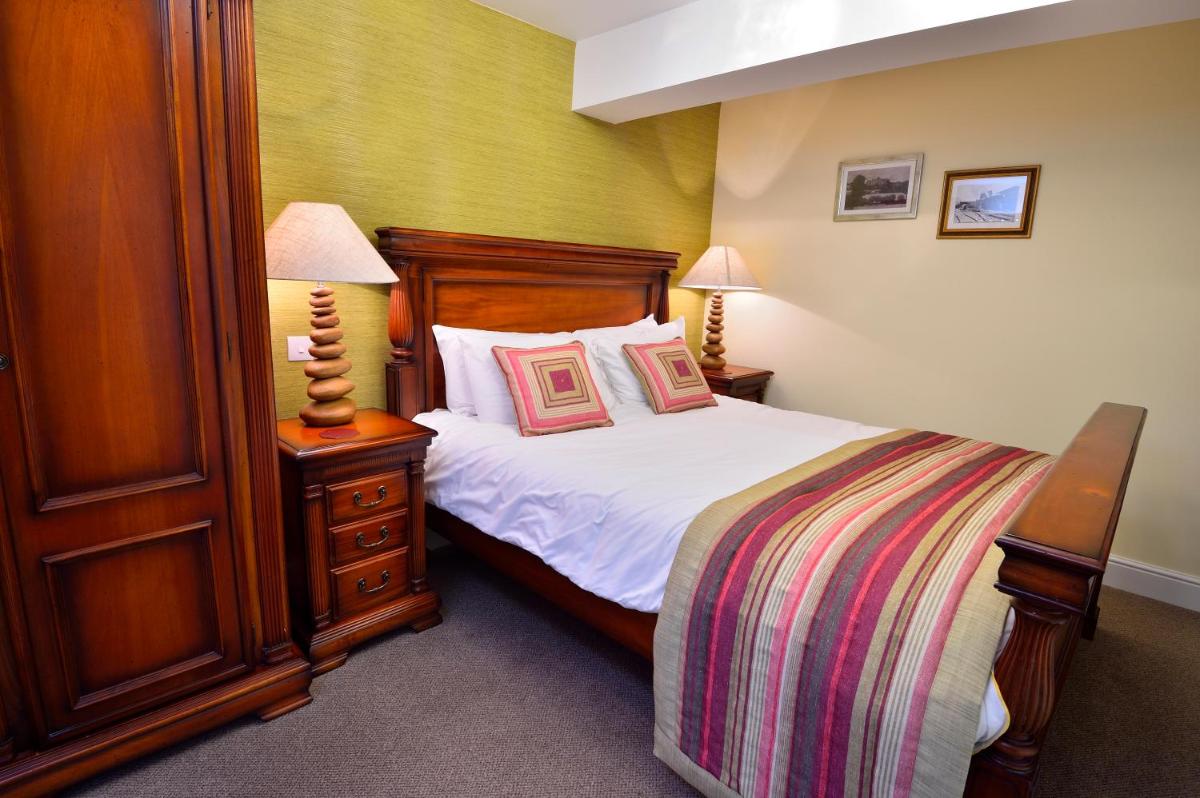 The George Hotel - Housity