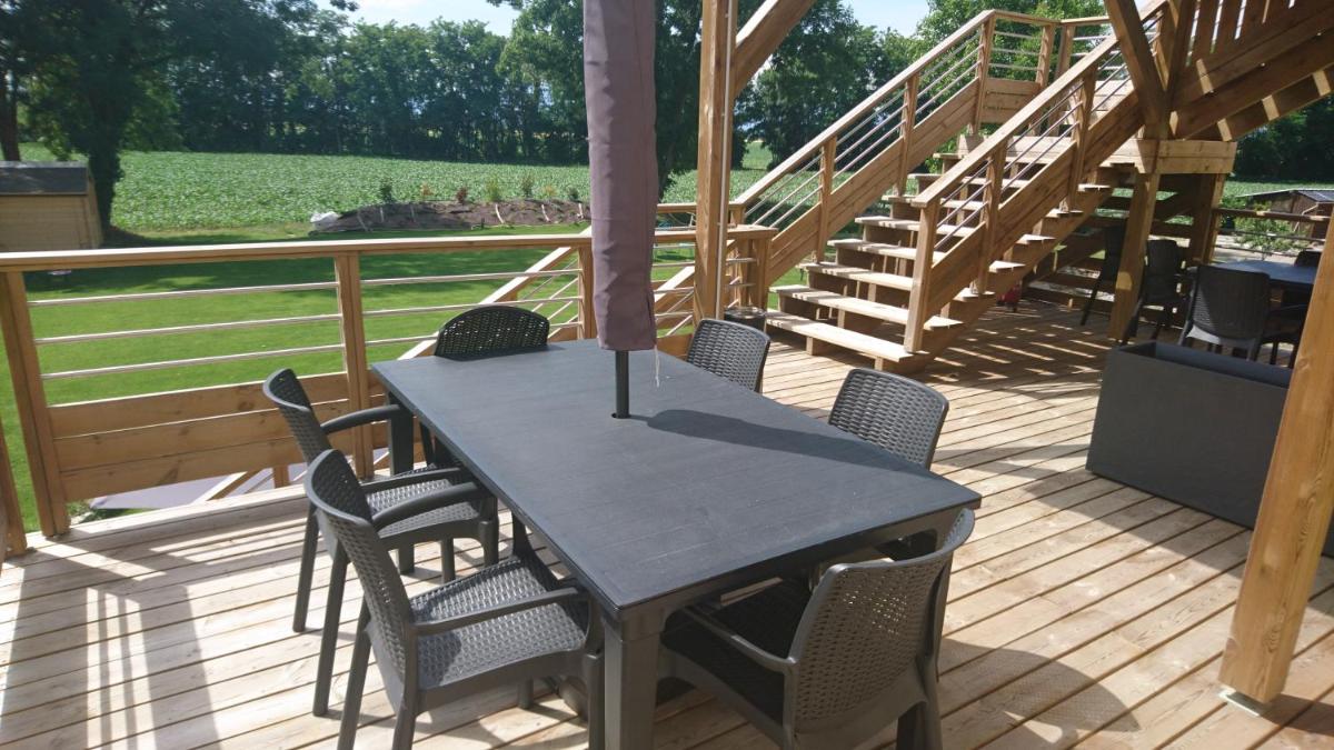 Balcon ou terrasse dans l'établissement Le Moulin d'Oscar & Spa - Mulhouse Nord