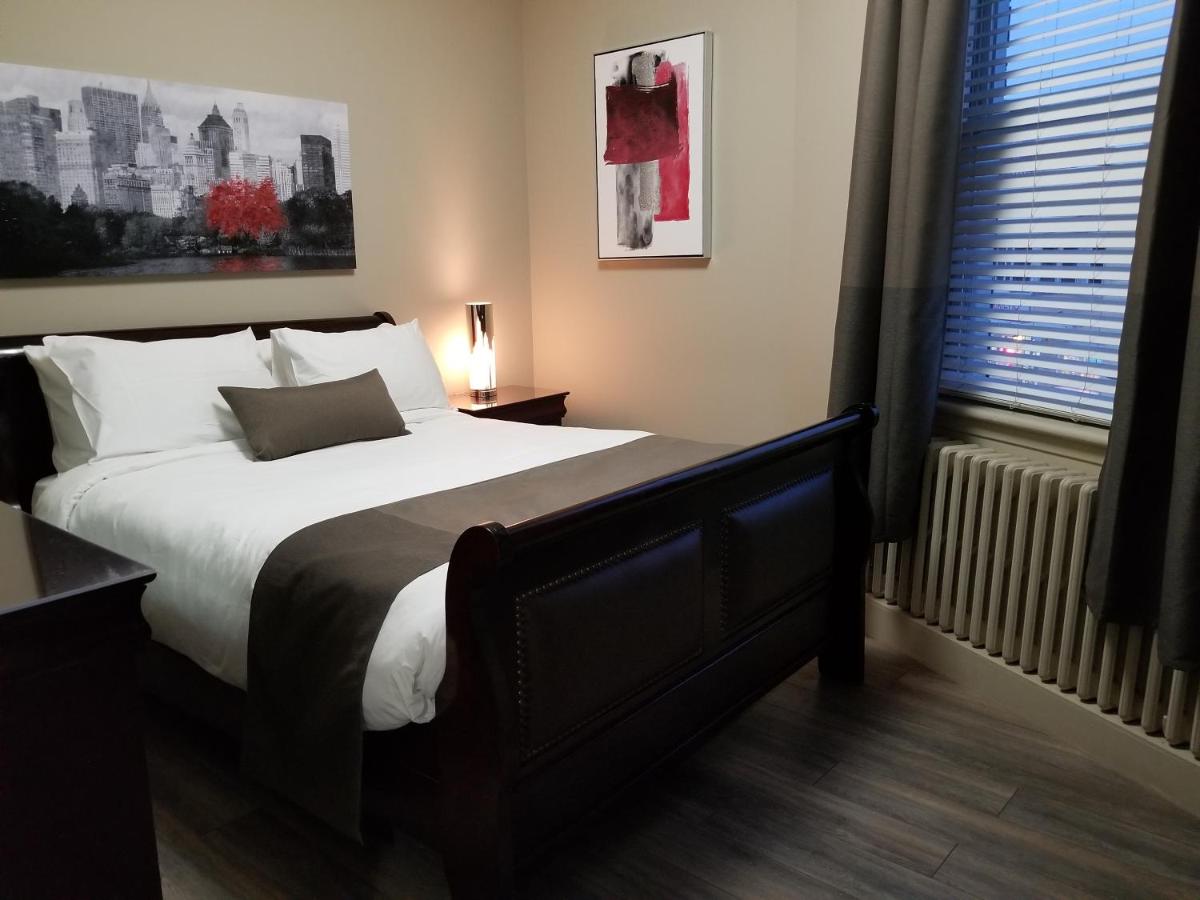 1-Bedroom Cozy Suite #26 by Amazing Property Rentals - Housity