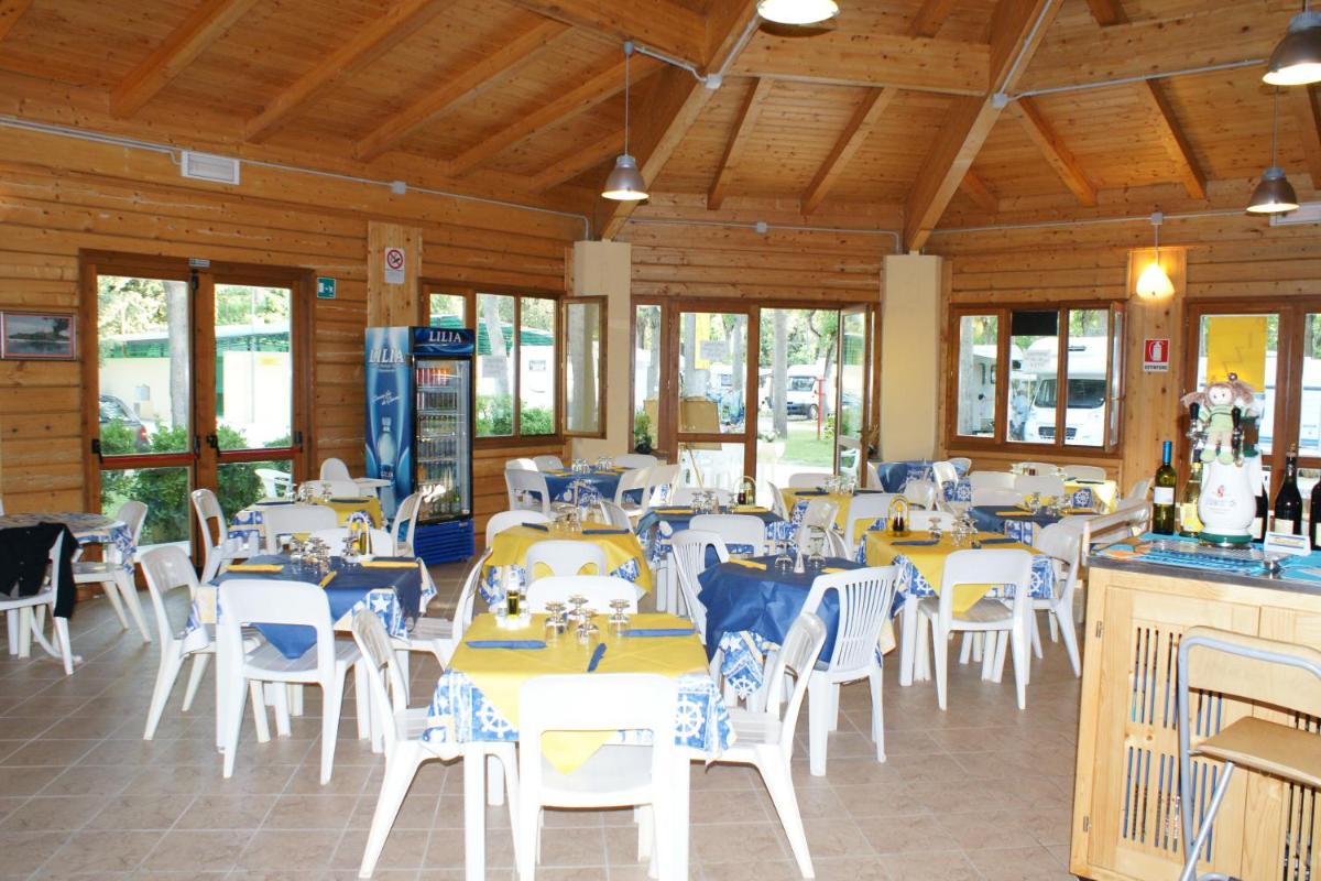 Camping Village Viareggio - Housity