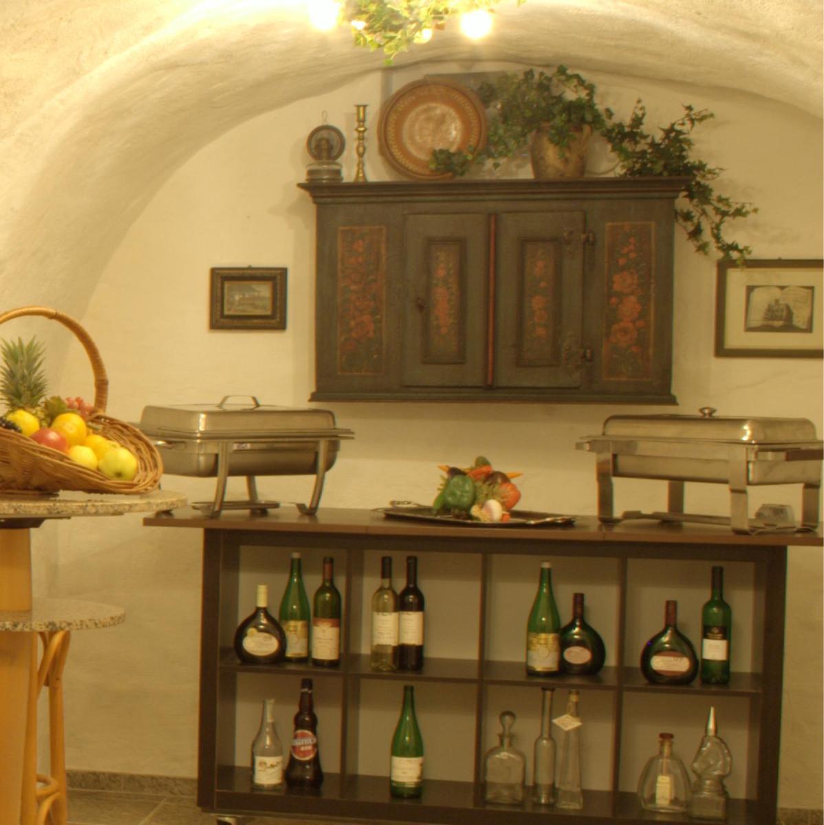 Landhotel Rangau Gasthof & Brennerei - Housity