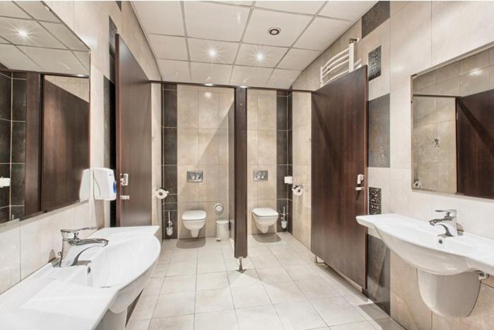 Hotel Jubilat - Housity