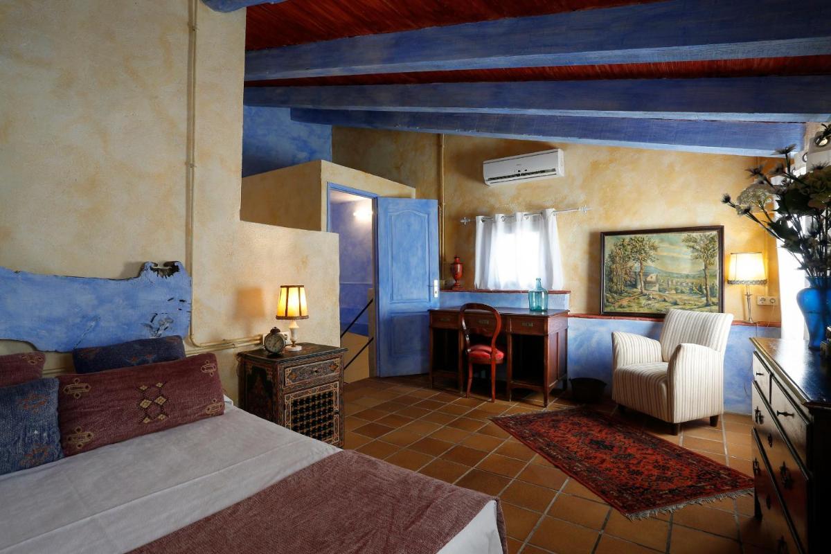 Hostal Blau - Housity
