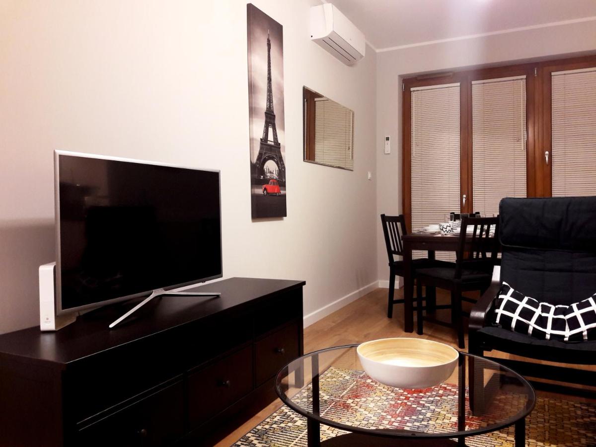 Modern & quiet in Royal Wilanów with AC and garage - Hizvo