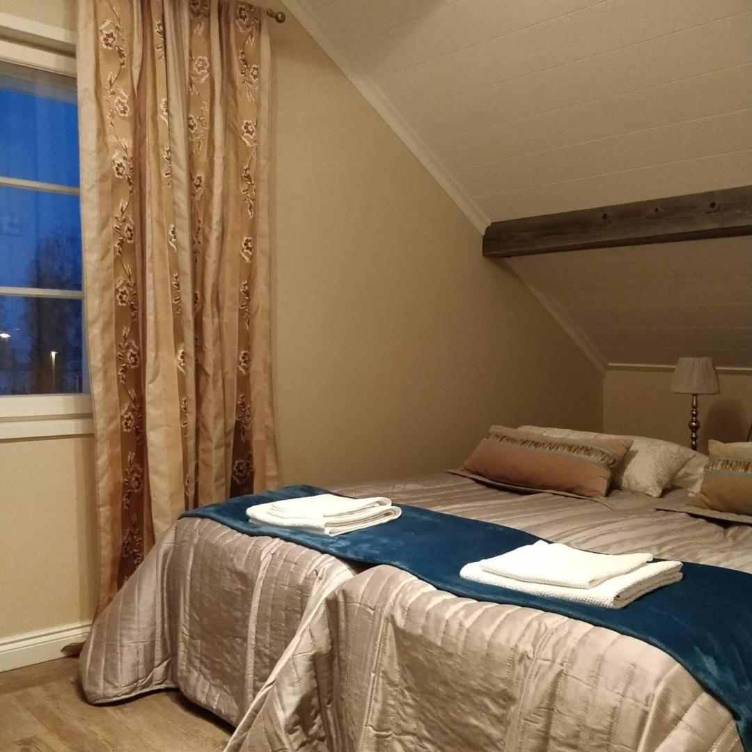 Majatalo & Ravintola Villa Emilia - Hizvo