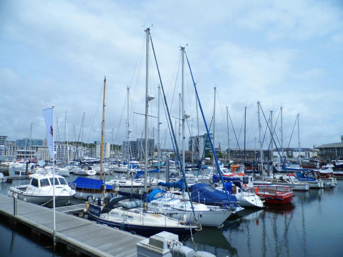 Sutton Harbour House - Housity