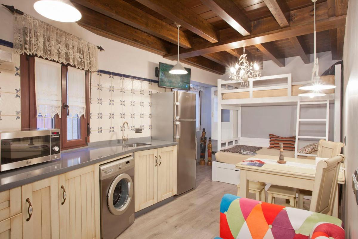 Apartamentos El Aramo Asturias - Housity