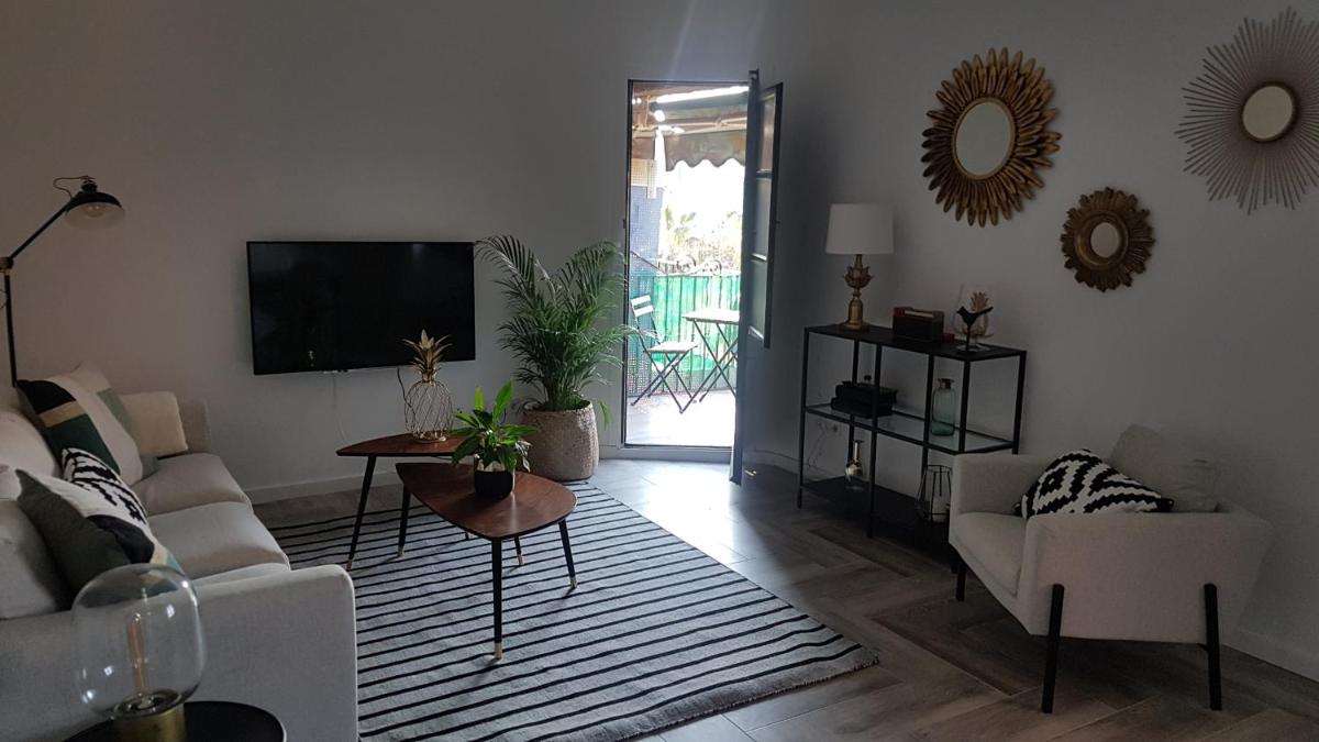 Piso Junto a la ciudad Las ciencias - Housity