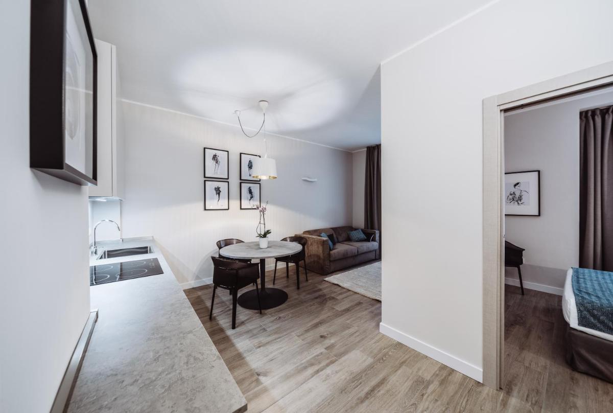 Estella luxury suites - Housity