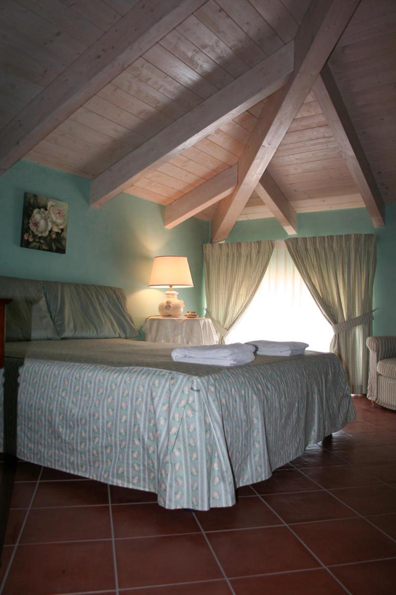B&B Macchia d'Olmo - Housity