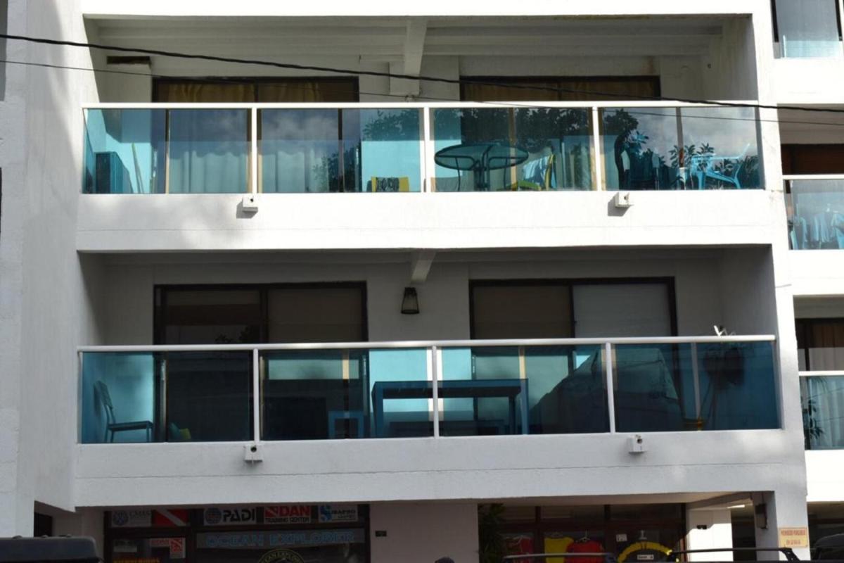 Blue Reef - Housity